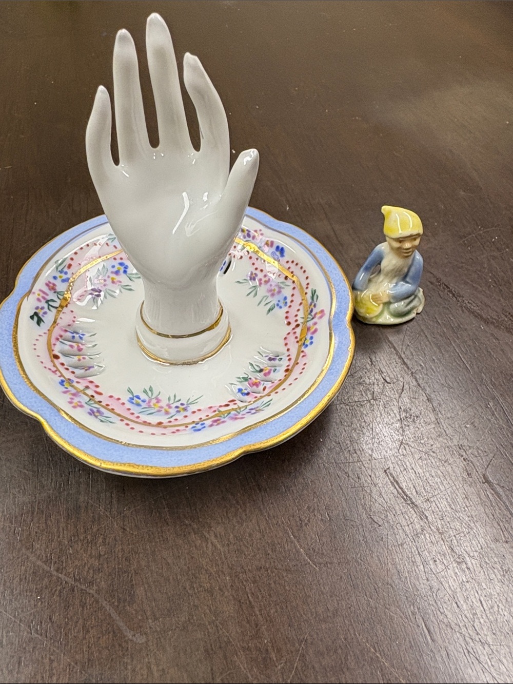 Porcelain Hand Jewelry Holder with Floral Scalloped Dish - White and Blue